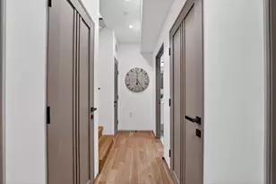 21-R Kent Ct, Somerville, MA 02143 - Photo 30