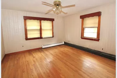 68 Wheelock Ave, Millbury, MA 01527 - Photo 6