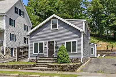 22 Cedar St, Wellesley, MA 02482 - Photo 2