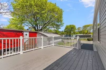 460 Collins Street #6, Attleboro, MA 02703 - Photo 34