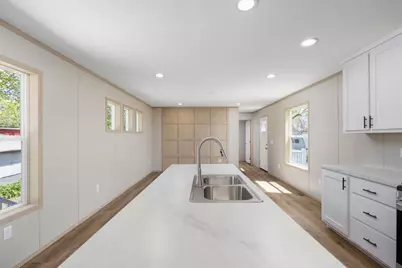 460 Collins Street #6, Attleboro, MA 02703 - Photo 8