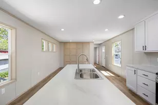 460 Collins St, Attleboro, MA 02703 - Photo 8