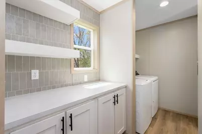 460 Collins Street #6, Attleboro, MA 02703 - Photo 20