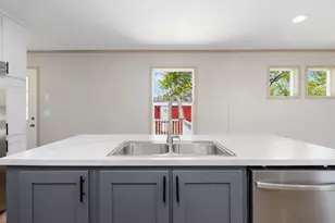 460 Collins St, Attleboro, MA 02703 - Photo 32