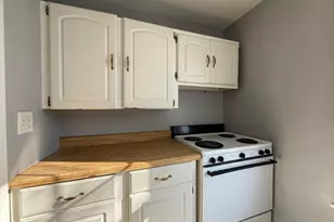 21-23 Omena Pl, Fitchburg, MA 01420 - Photo 8