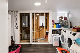 19 Codman Hill Ave, Boston, MA 02124 - Photo 18