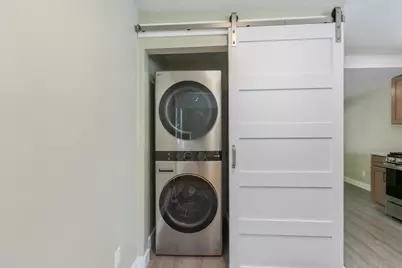14-16 Bartlett Ave #16, Haverhill, MA 01830 - Photo 6