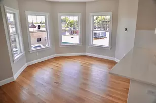 35 Chestnut St, Wakefield, MA 01880 - Photo 6