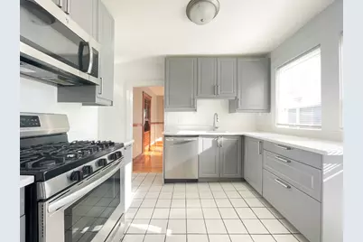 31-33 Melbourne St #3, Boston, MA 02124 - Photo 2