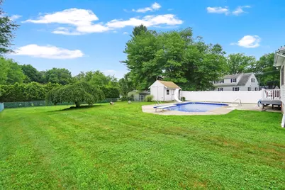 84 Judd Ave., South Hadley, MA 01075 - Photo 4