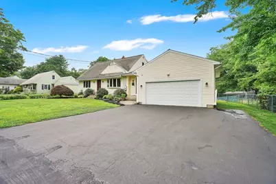 84 Judd Ave., South Hadley, MA 01075 - Photo 2