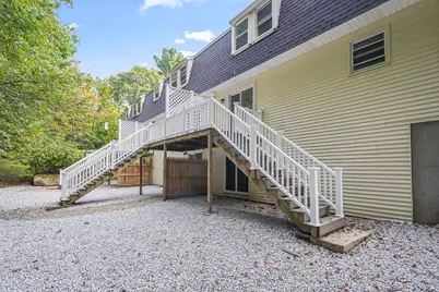 9 Debra Ln #1, Bellingham, MA 02019 - Photo 4