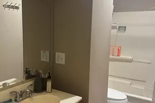 105 Spruce St, Leominster, MA 01453 - Photo 10