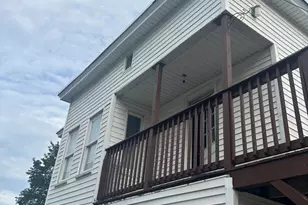 105 Spruce St, Leominster, MA 01453 - Photo 2