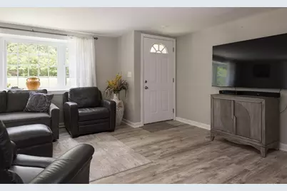 50 Spring St, Plympton, MA 02367 - Photo 24