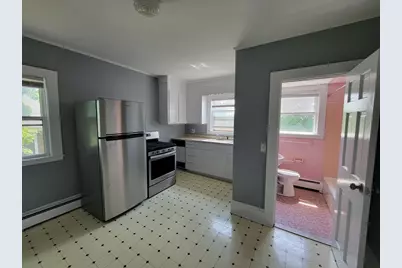 4 Pleasant St, Wakefield, MA 01880 - Photo 10