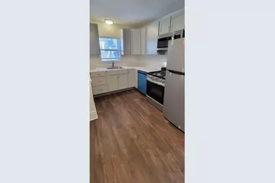 4 Pleasant St, Wakefield, MA 01880 - Photo 2