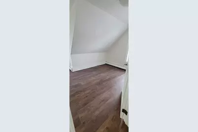4 Pleasant St, Wakefield, MA 01880 - Photo 8