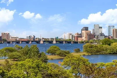 482 Beacon St #32, Boston, MA 02115 - Photo 16