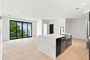 22 High St, Boston, MA 02122 - Photo 24