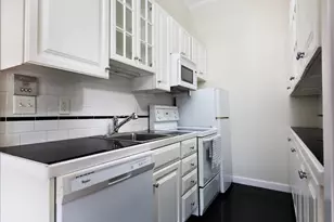 296 Marlborough St, Boston, MA 02116 - Photo 2