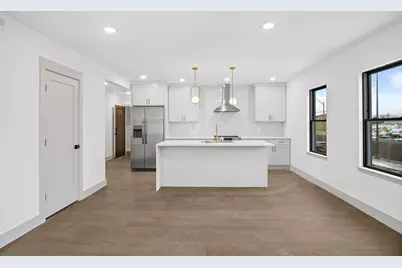 127 E Cottage St #3, Boston, MA 02125 - Photo 2