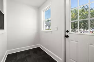 45 Henshaw St, Boston, MA 02135 - Photo 18