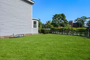 45 Henshaw St, Boston, MA 02135 - Photo 30