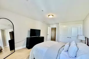 25 Alpine St, Boston, MA 02136 - Photo 10