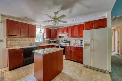 231 Thompson Street, Halifax, MA 02338 - Photo 16