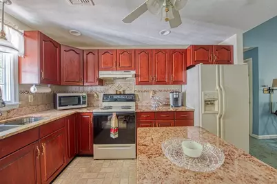 231 Thompson Street, Halifax, MA 02338 - Photo 18