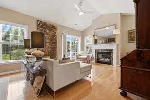 1001 Alyssa Dr, Groveland, MA 01834 - Photo 4