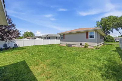 35 Beaumont Ave, Chicopee, MA 01013 - Photo 32