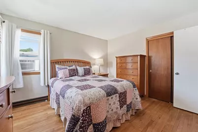 35 Beaumont Ave, Chicopee, MA 01013 - Photo 12
