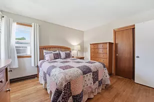 35 Beaumont Ave, Chicopee, MA 01013 - Photo 12