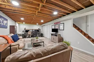 35 Beaumont Ave, Chicopee, MA 01013 - Photo 22