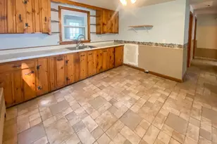 6 Oak Dr, Oxford, MA 01540 - Photo 4