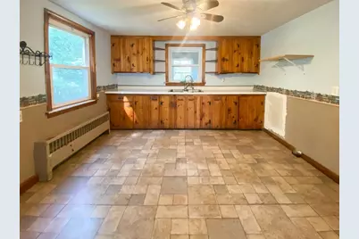 6 Oak Dr, Oxford, MA 01540 - Photo 4