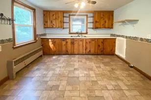 6 Oak Dr, Oxford, MA 01540 - Photo 4