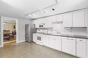 14 Schouler Ct, Arlington, MA 02476 - Photo 4