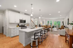 56 Shannon Way, Upton, MA 01568 - Photo 4