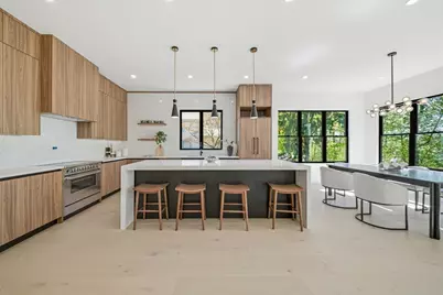 28 Chandler, Newton, MA 02464 - Photo 4