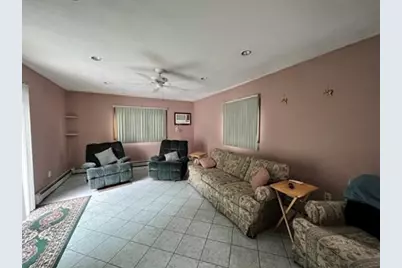 4 Warden St #1, Worcester, MA 01604 - Photo 4