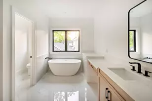 230 Auburn St, Newton, MA 02466 - Photo 6