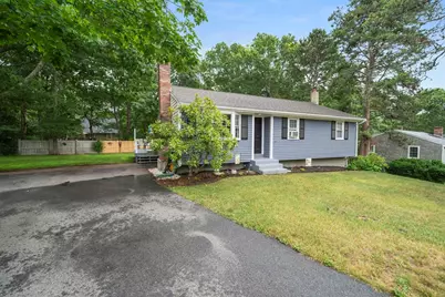 13 Cutter Dr, Plymouth, MA 02360 - Photo 2