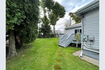 4 Warden St #2, Worcester, MA 01604 - Photo 6