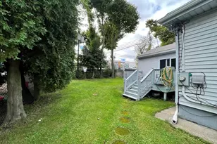 4 Warden St, Worcester, MA 01604 - Photo 6