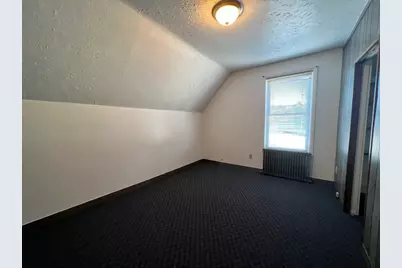 4 Warden St #2, Worcester, MA 01604 - Photo 4