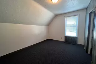 4 Warden St, Worcester, MA 01604 - Photo 4