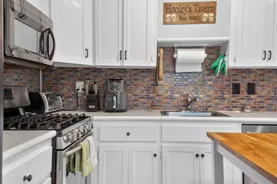 54 Quarry St, Quincy, MA 02169 - Photo 4